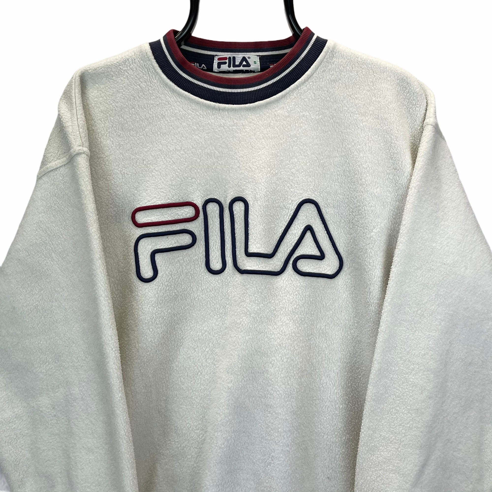 VINTAGE 90S FILA SPELLOUT FLEECE SWEATSHIRT IN CREAM - MEN'S MEDIUM/WOMEN'S LARGE