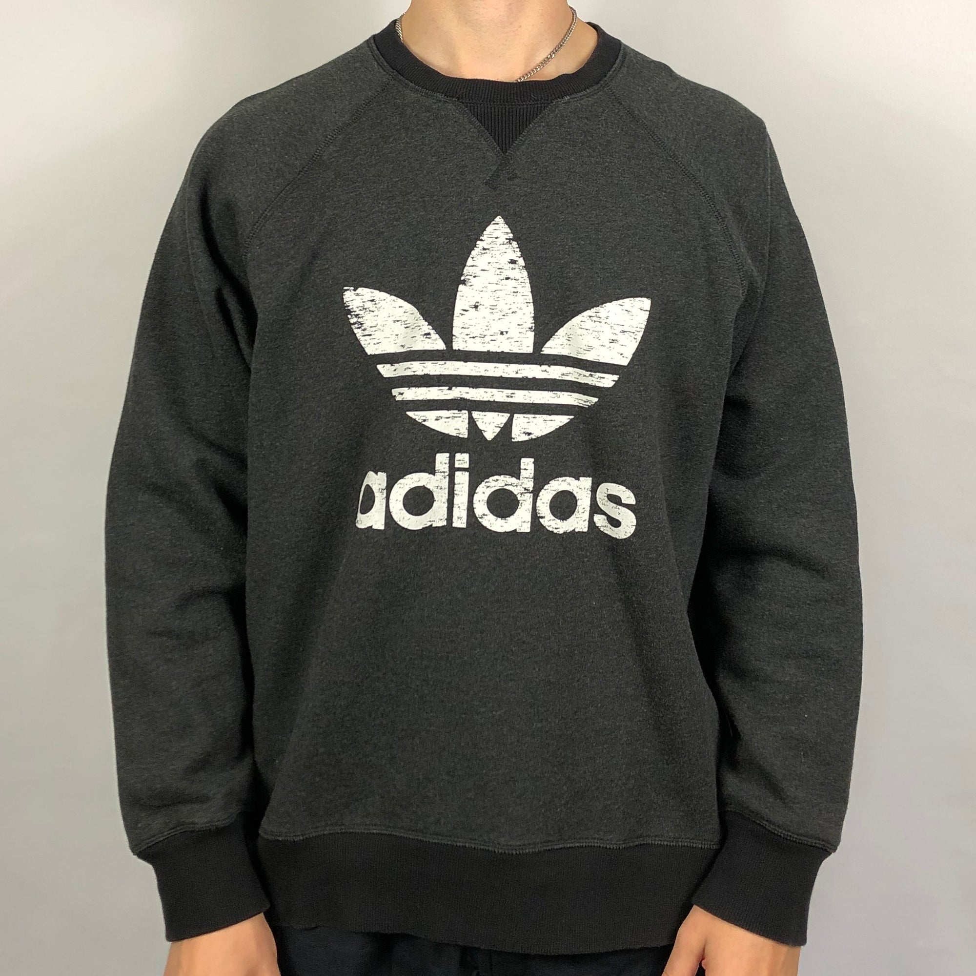 Adidas Spellout Sweatshirt in Grey - XL